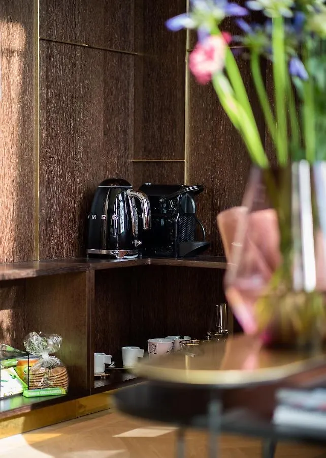 Spinoza Suites Amsterdam 4*,